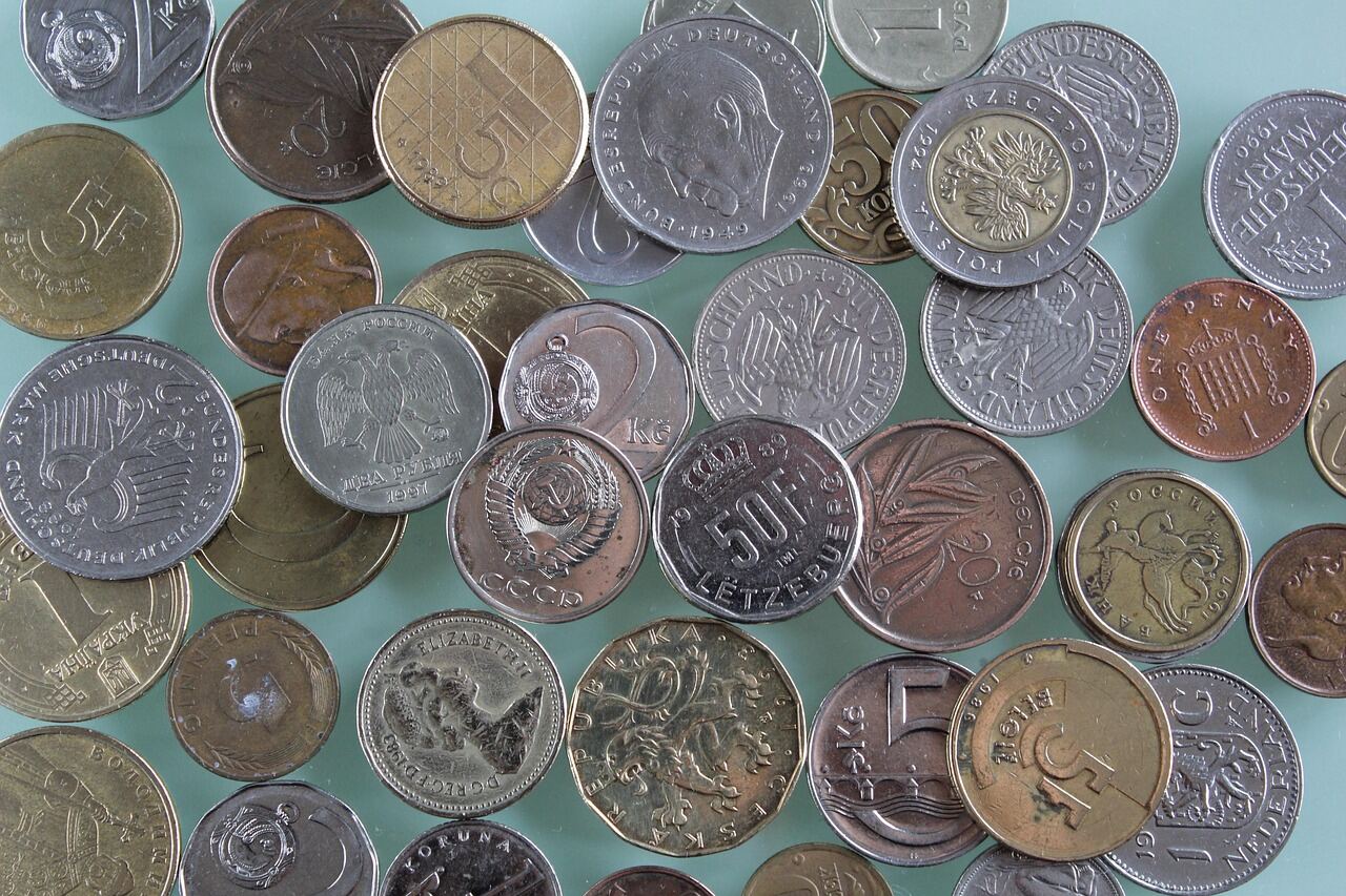 Verzameling Europese munten uit verschillende landen, voorbeeld van munten taxatie